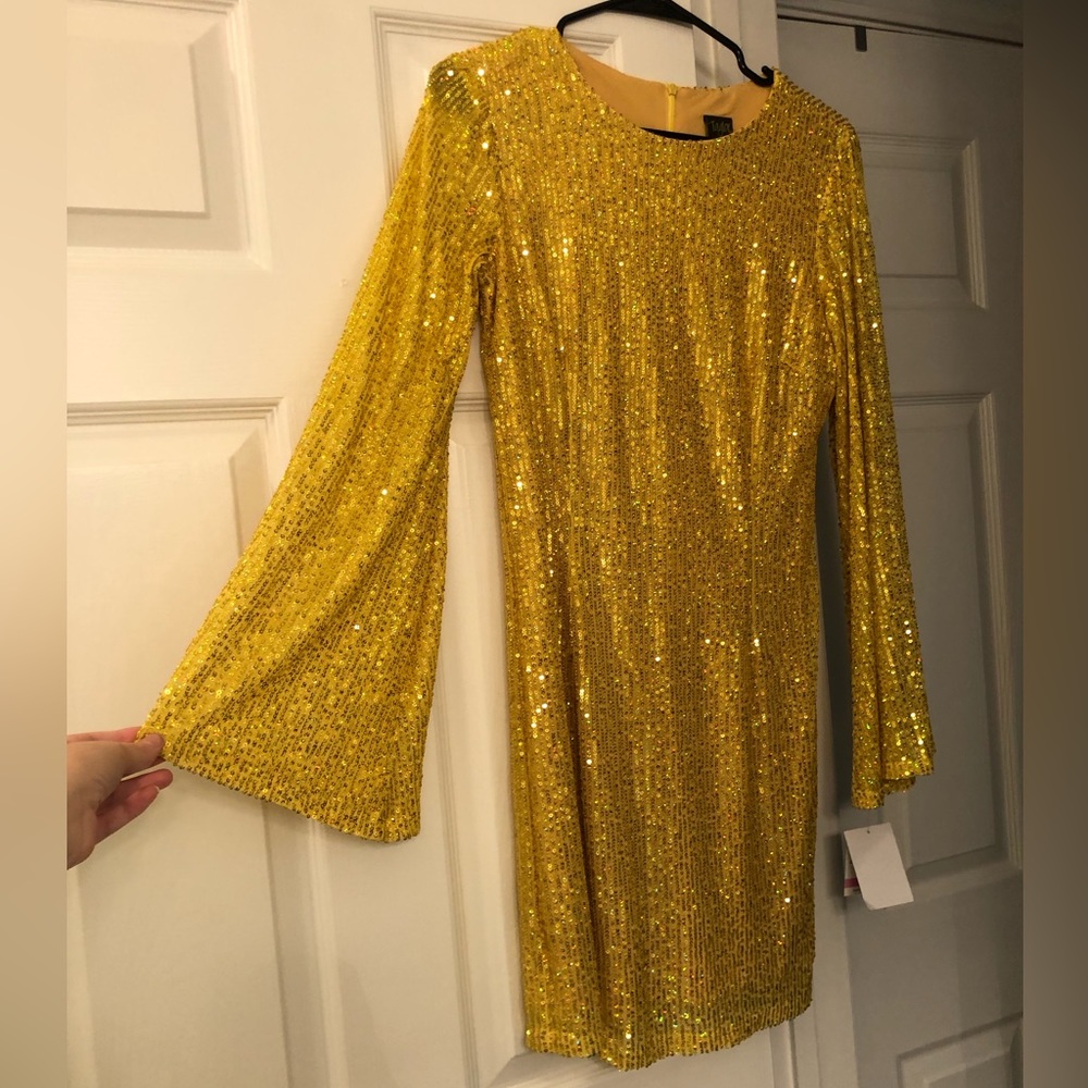 Taylor Dandelion Yellow Gold Sequin Dress NWT